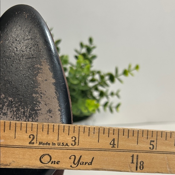 Salvatore Ferragamo Shoes Brown Espresso Suede Calf Sabrina Pump - Picture 15 of 16